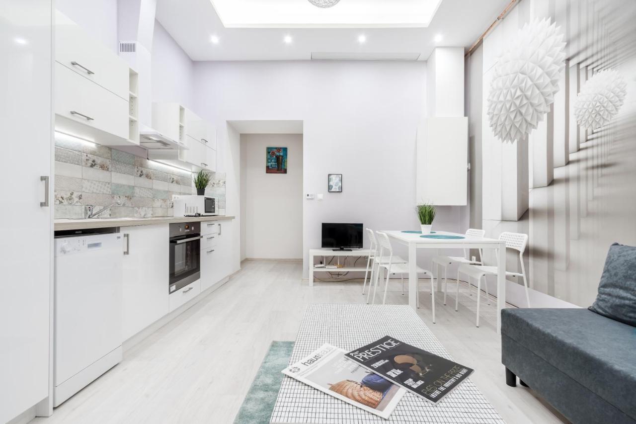 City Centre Apartment Budapest Exteriör bild