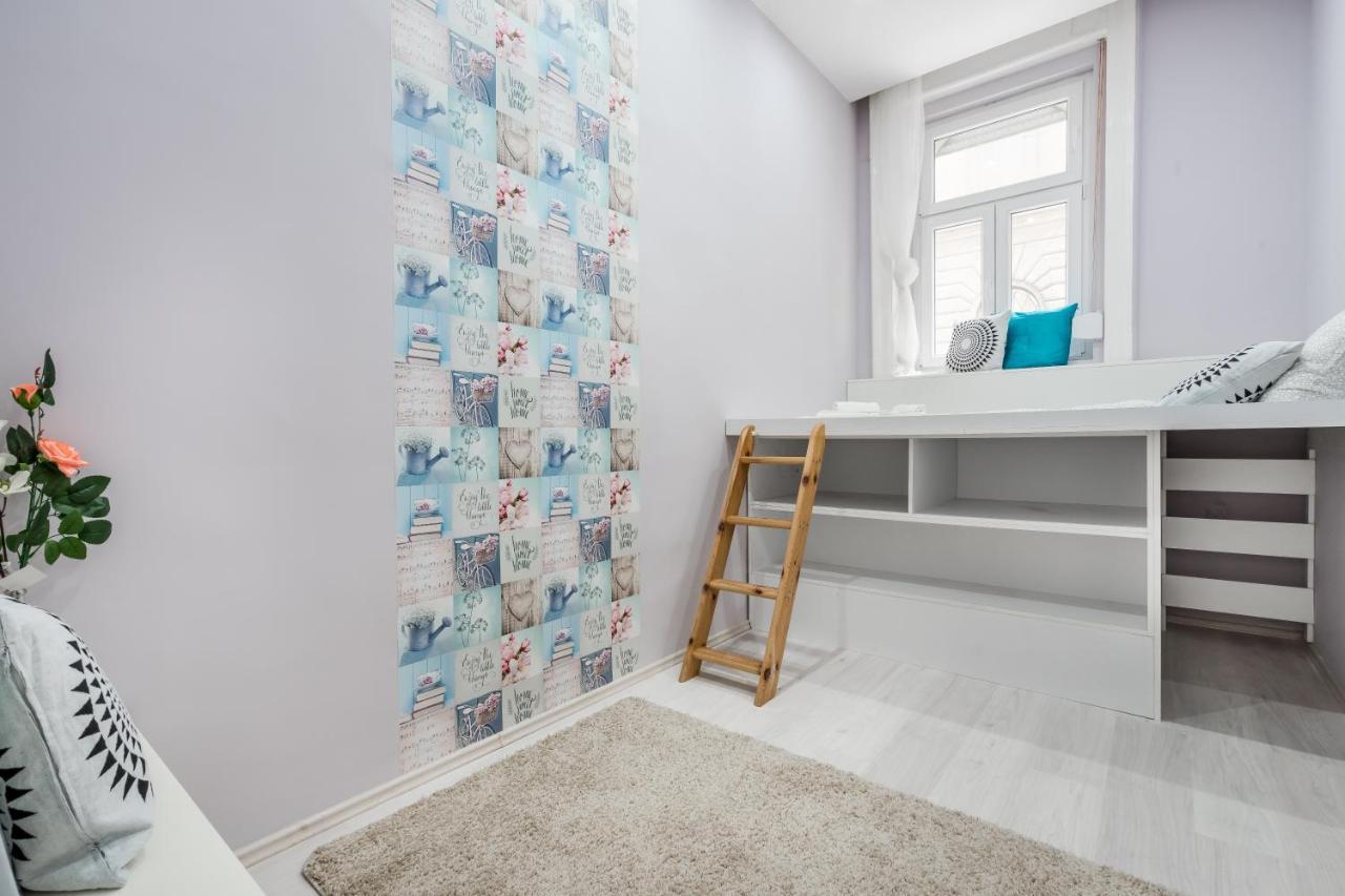 City Centre Apartment Budapest Exteriör bild